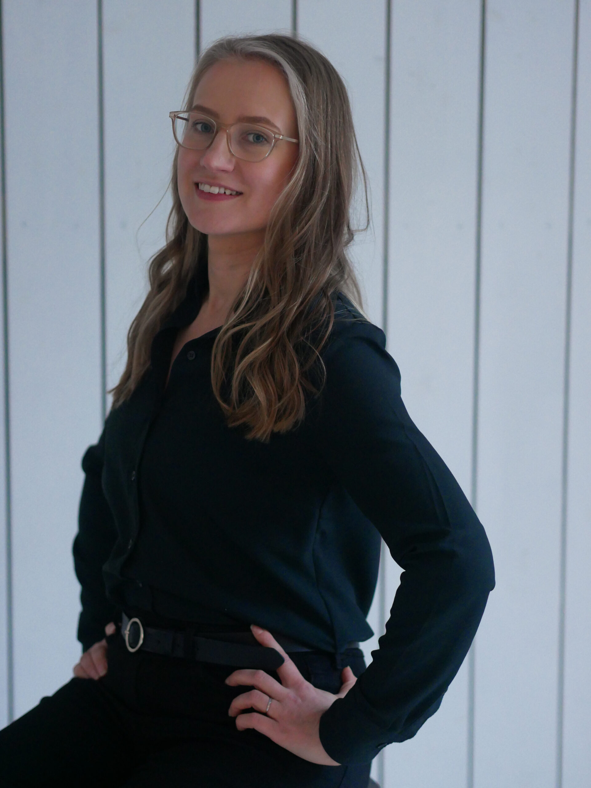 Fractional vientipäällikkö Laura Peltoniemi Laura Peltoniemi, Fractional vientipäällikkö ja operatiivisen viennin asiantuntija PiaDots Interim & Fractional Osaajapankissa™. Osaamista viennin käynnistämiseen ja vauhdittamiseen, kansainväliseen kauppaan, kohdemarkkinoiden ja asiakkaiden kartoittamiseen, vientiprosesseihin, logistiikkaan, tullaukseen ja vientidokumentaatioon.